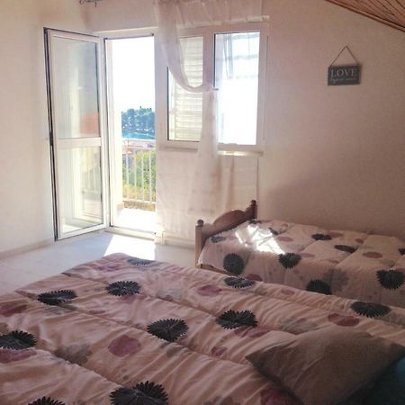 Apart Mani Di Lauro Appartement Preko Buitenkant foto
