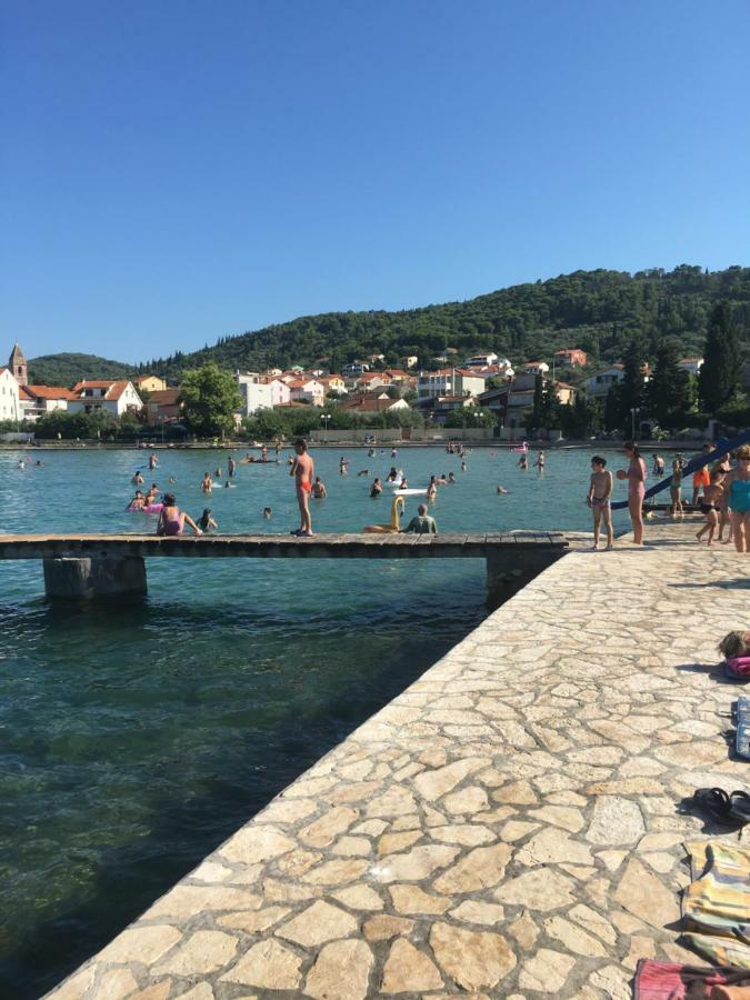 Apart Mani Di Lauro Appartement Preko Buitenkant foto