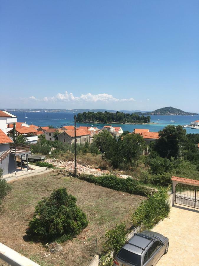 Apart Mani Di Lauro Appartement Preko Buitenkant foto