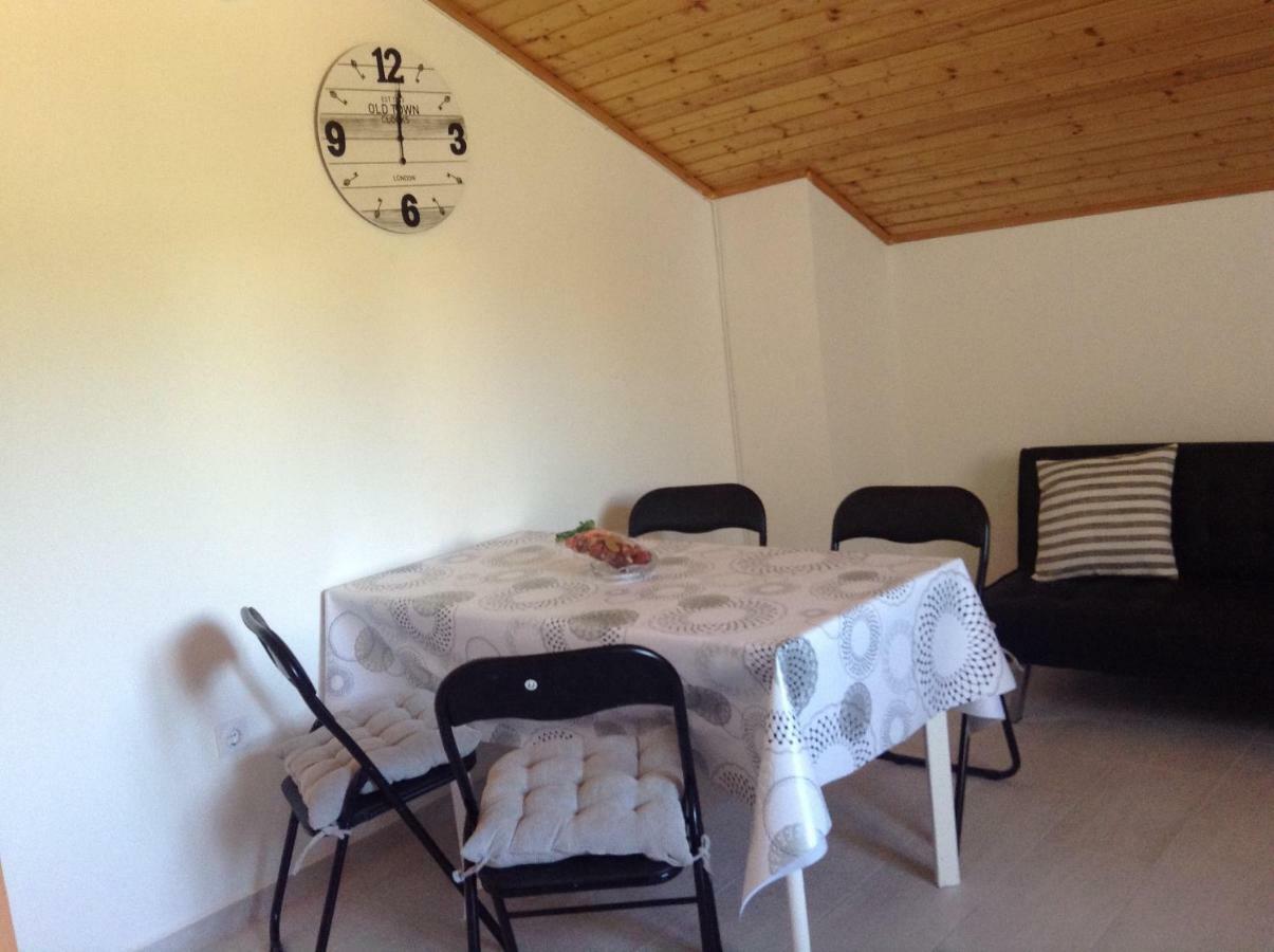 Apart Mani Di Lauro Appartement Preko Buitenkant foto