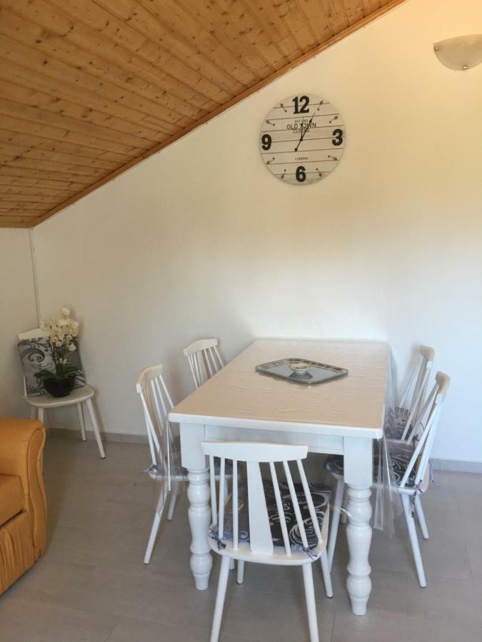 Apart Mani Di Lauro Appartement Preko Buitenkant foto