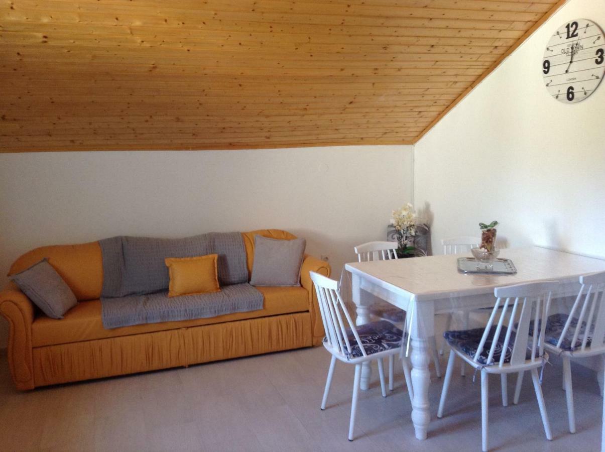 Apart Mani Di Lauro Appartement Preko Buitenkant foto