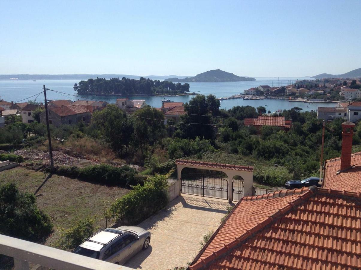 Apart Mani Di Lauro Appartement Preko Buitenkant foto